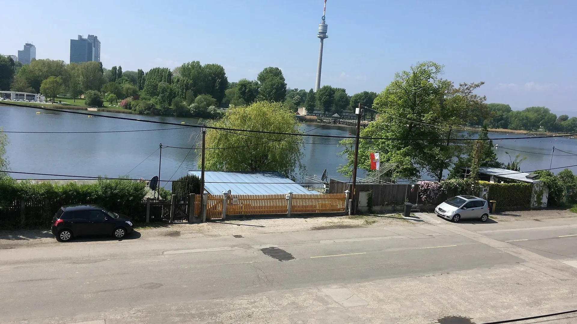 Ajo Apartments Danube Vienna 0*,